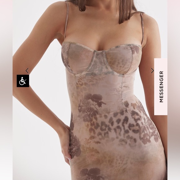 House of CB Aiza Dress L Cream Floral/Cheetah Print - Picture 2 of 10